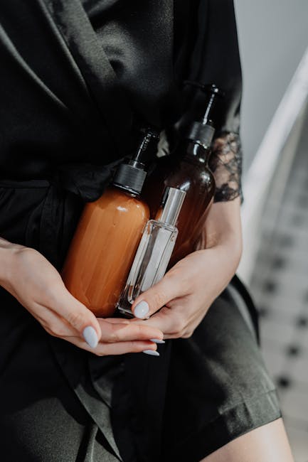 5 Essential Skincare Products for a Glowing Complexion This Year